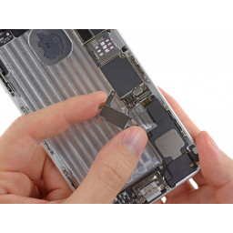 Замена вибратора iPhone 6 Plus